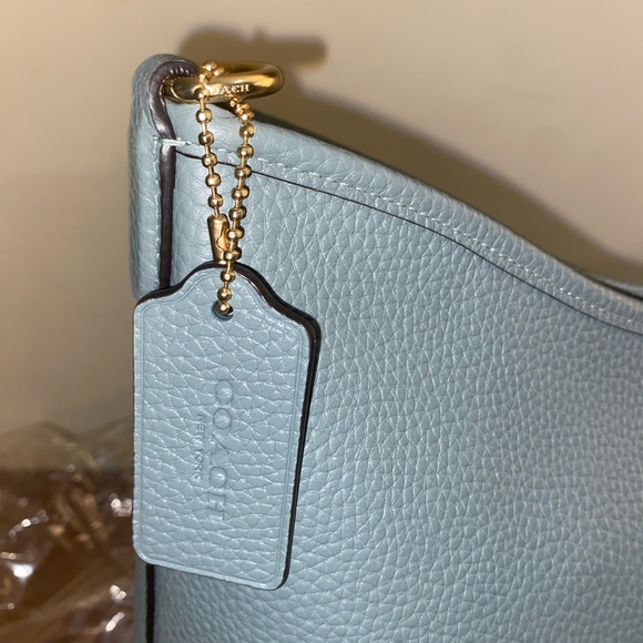 Laurel Large Shoulder Bag - Picture 4 of 15